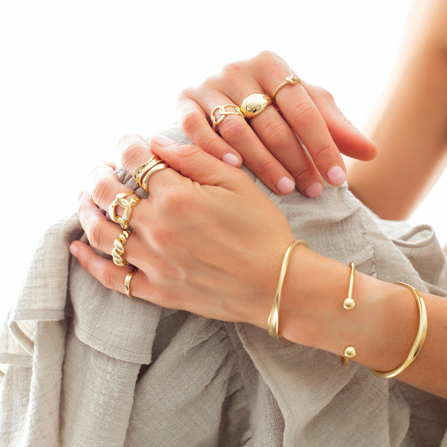 SIMPLE STACKABLE RING