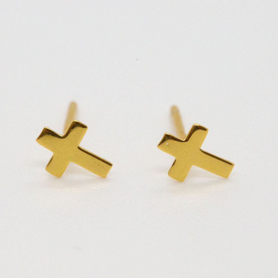 CROSS STUDS