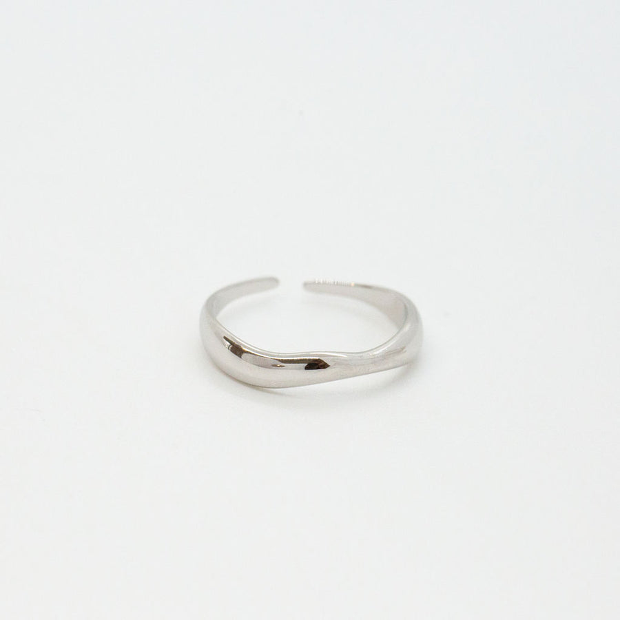 SIMPLE STACKABLE RING