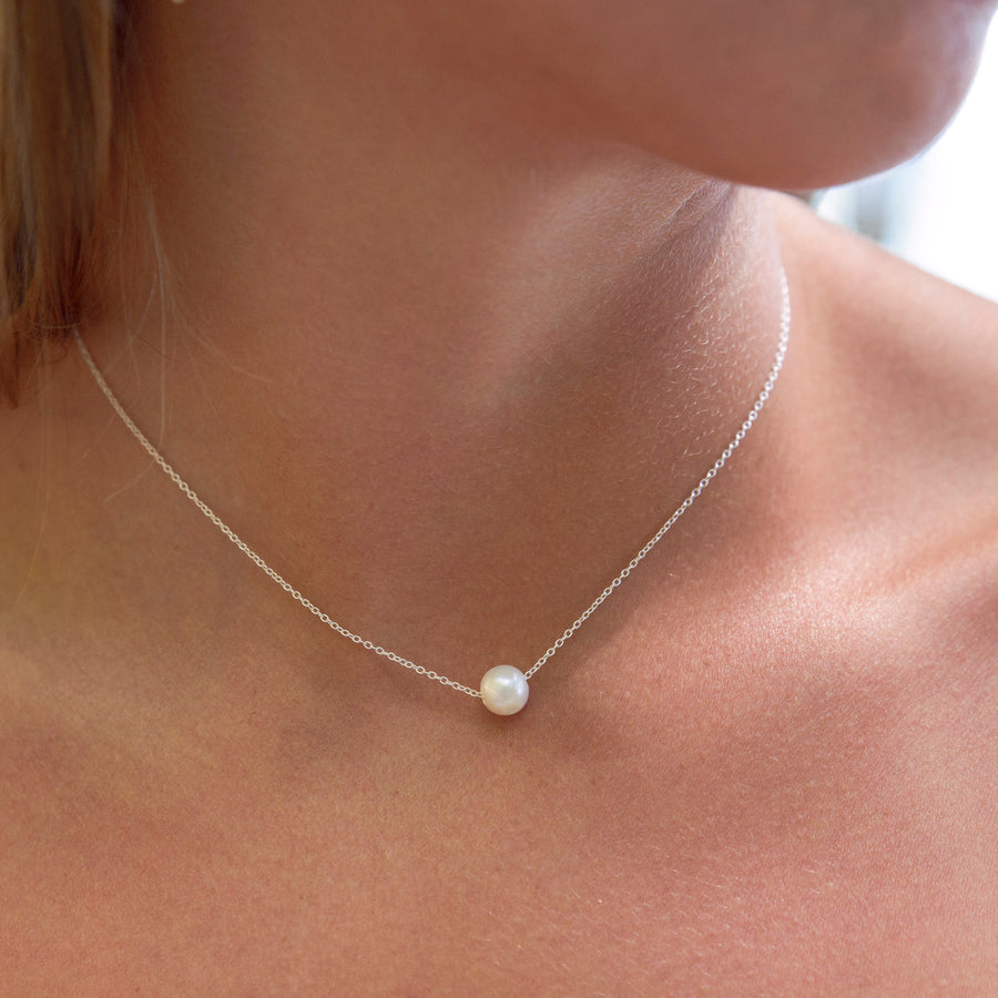 FRESHWATER PEARL NECKLACE